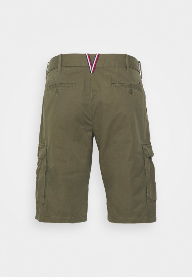 Shorts Verde Militar Tommy Hilfiger Argentina John